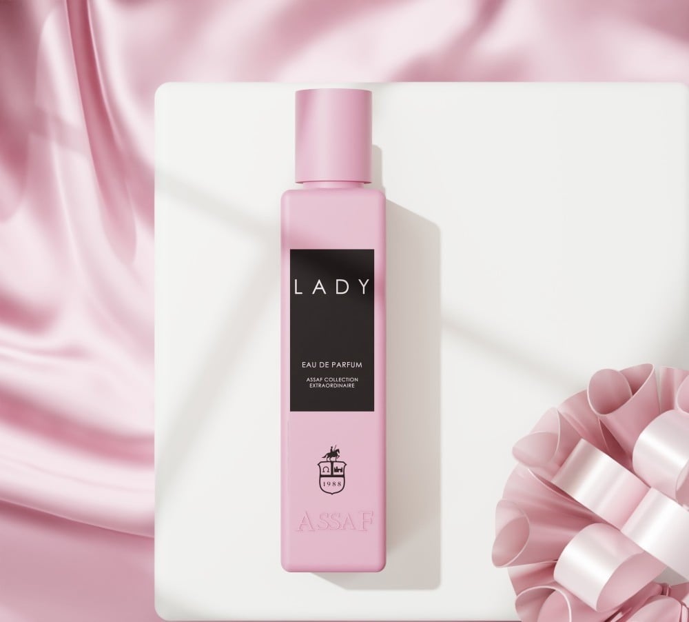 Lady - Dubai Store